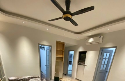 Cần bán căn hộ chung cư siêu hiếm lô góc, View đẹp Trần Thủ Độ (gần Giải Phóng) 78m2, 3N, 3x tỷ